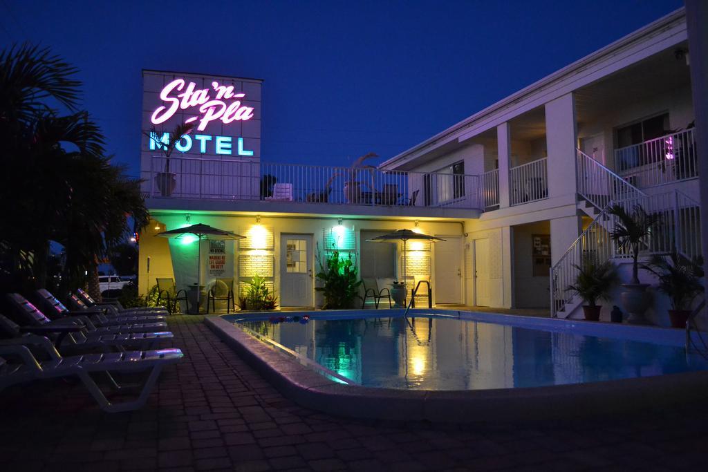 Sta N Pla Motel Clearwater Beach Extérieur photo