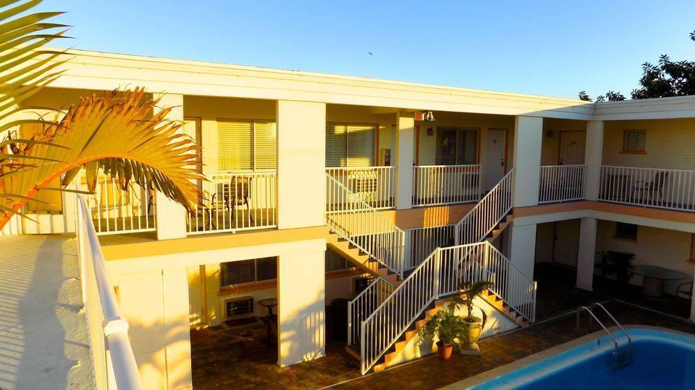 Sta N Pla Motel Clearwater Beach Extérieur photo
