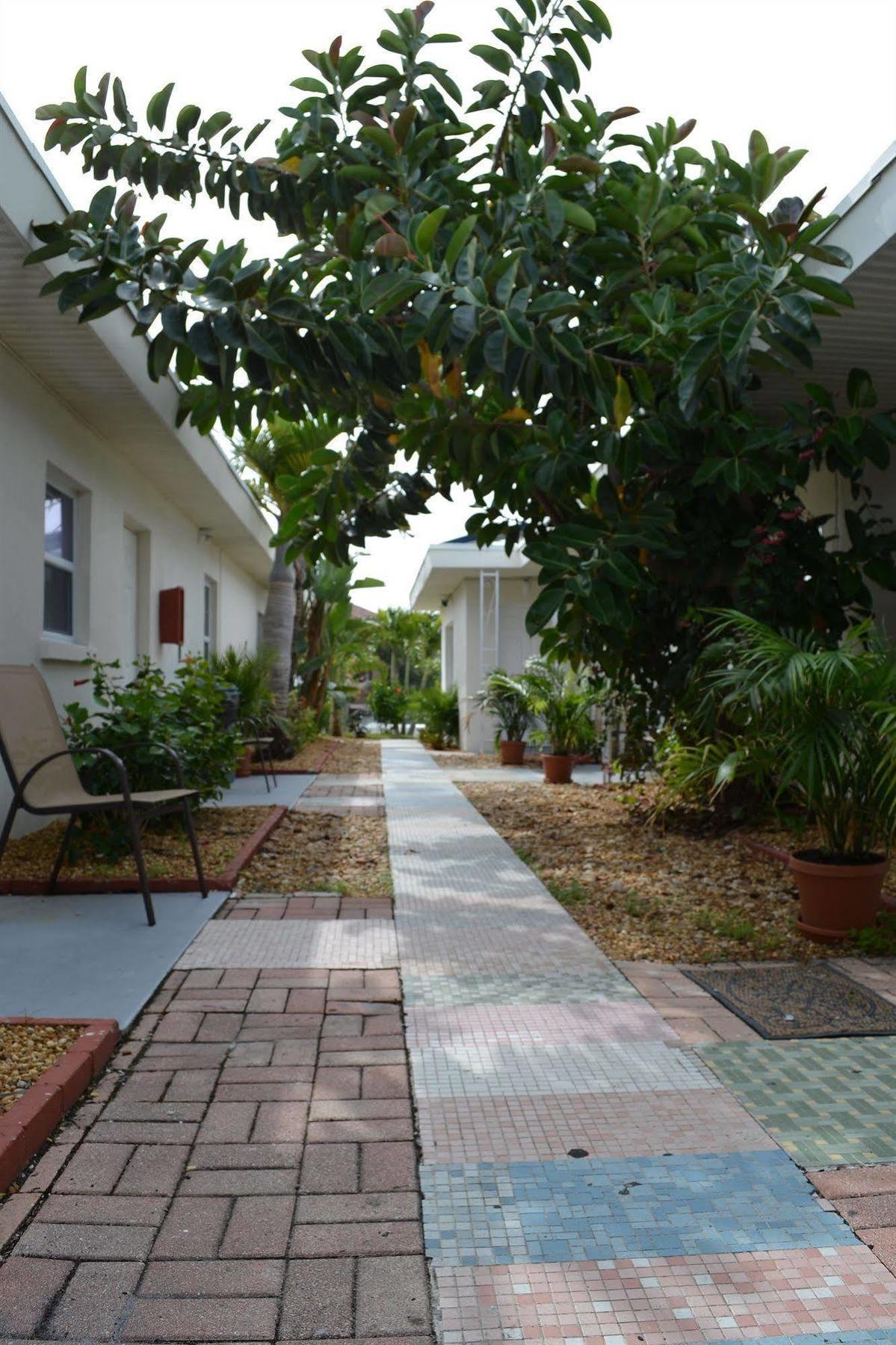 Sta N Pla Motel Clearwater Beach Extérieur photo