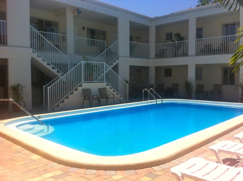 Sta N Pla Motel Clearwater Beach Extérieur photo