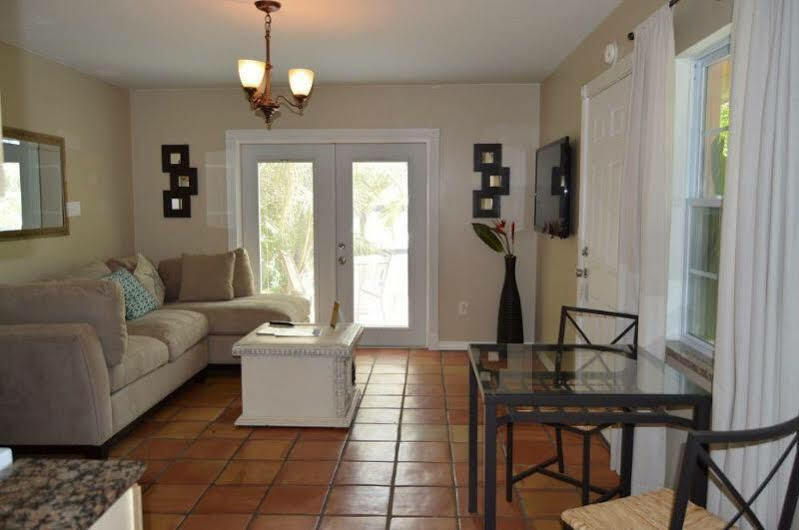 Sta N Pla Motel Clearwater Beach Extérieur photo