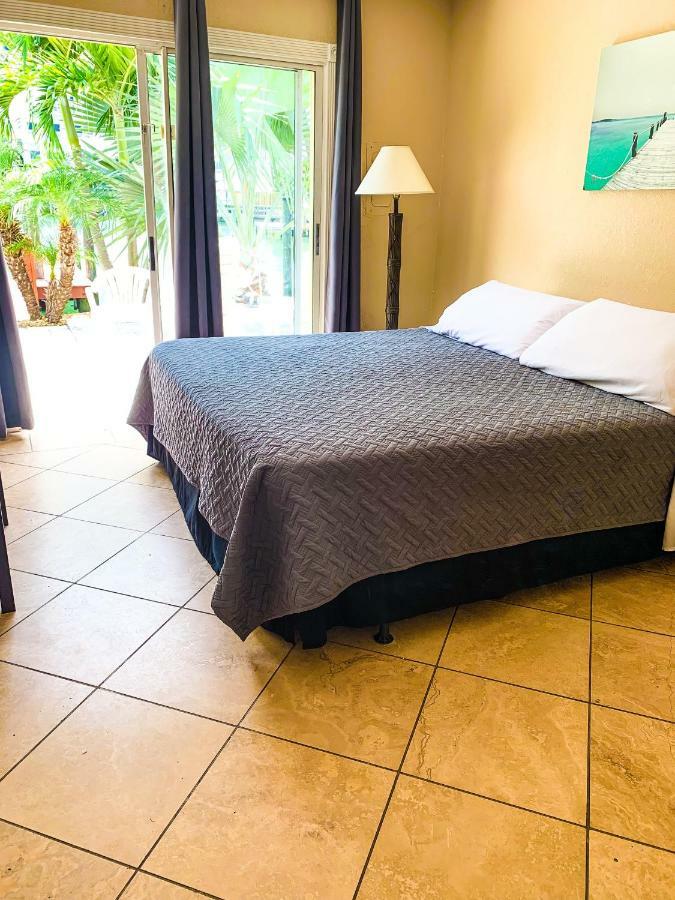 Sta N Pla Motel Clearwater Beach Extérieur photo