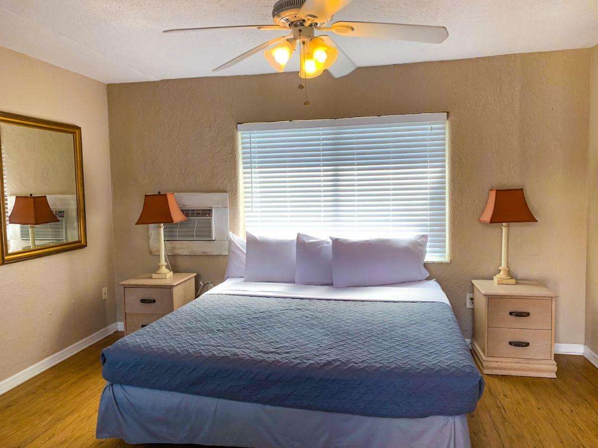 Sta N Pla Motel Clearwater Beach Extérieur photo